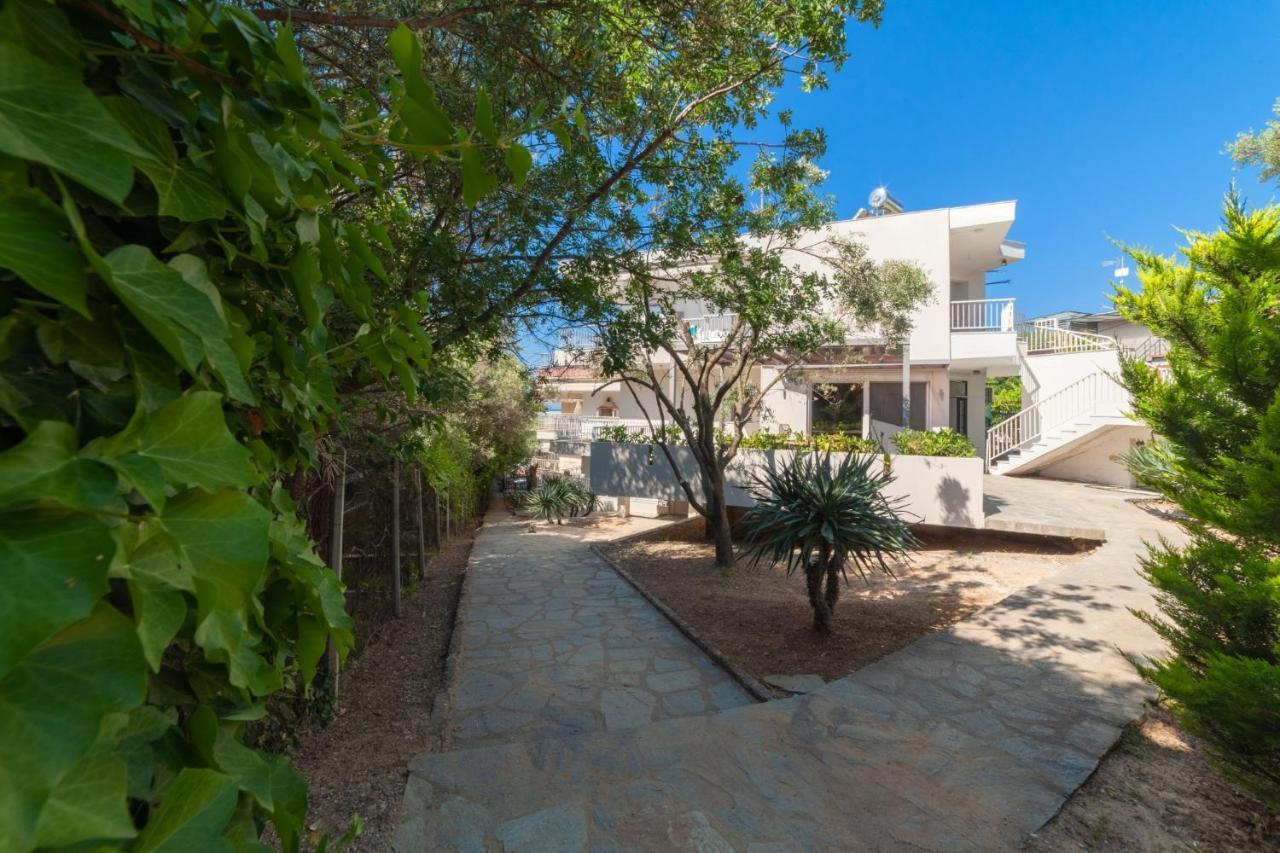 Althea Suites By Rentalspro Services - Nea Moudania Halkidiki Bagian luar foto